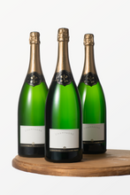 Load image into Gallery viewer, 1 bottle of Custom Champagne Brut - 1,5L