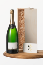Load image into Gallery viewer, 1 bottle of Custom Champagne Brut - 1,5L
